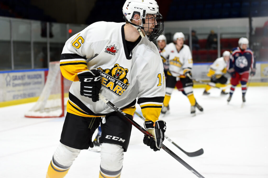 Action shot of Owen Watson wearing #16 for the Smiths Falls Bears